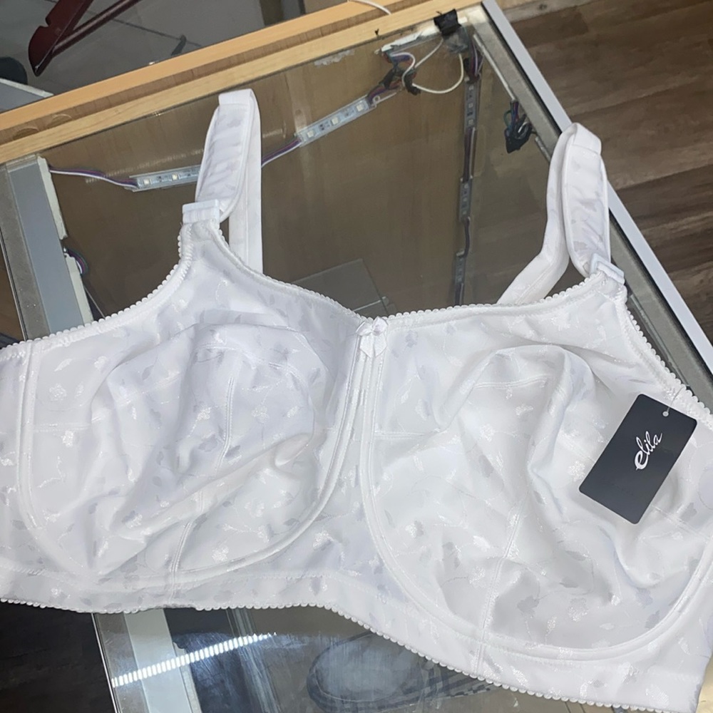 Elila Bra